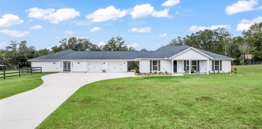 Villa ou maison à Morriston, Floride 5 chambres, 294.87 m2 № 2149862