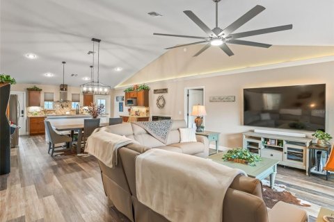 Villa ou maison à vendre à Morriston, Floride: 5 chambres, 294.87 m2 № 2149862 - photo 18