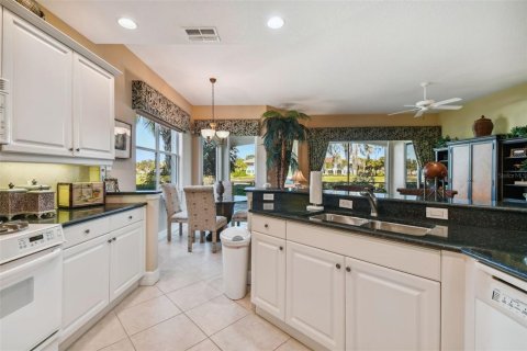 Condominio en alquiler en Bradenton, Florida, 3 dormitorios, 154.78 m2 № 1511209 - foto 12