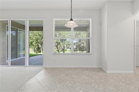 House in Apopka, Florida 4 bedrooms, 226.68 sq.m. № 2238974 - photo 13