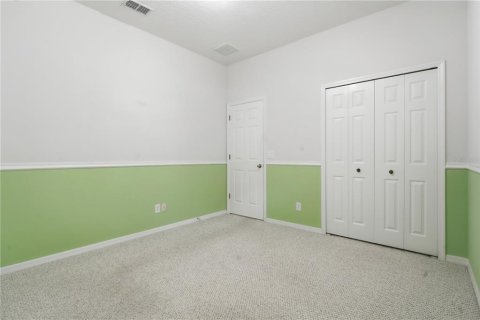 House in Apopka, Florida 4 bedrooms, 226.68 sq.m. № 2238974 - photo 30