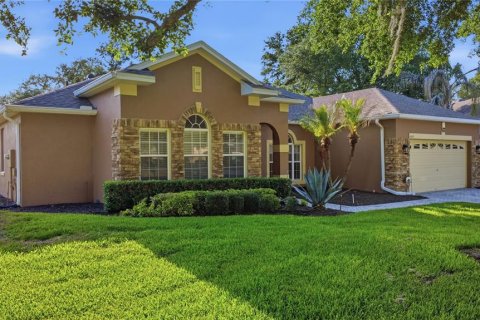 House in Apopka, Florida 4 bedrooms, 226.68 sq.m. № 2238974 - photo 5