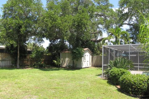 House in Saint Petersburg, Florida 3 bedrooms, 145.21 sq.m. № 2379696 - photo 22
