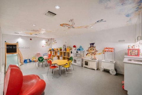 Condominio en venta en Miami Beach, Florida, 2 dormitorios, 163.04 m2 № 2028882 - foto 16