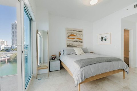 Condominio en venta en Miami Beach, Florida, 2 dormitorios, 163.04 m2 № 2028882 - foto 8