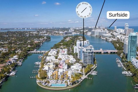 Condominio en venta en Miami Beach, Florida, 2 dormitorios, 163.04 m2 № 2028882 - foto 21