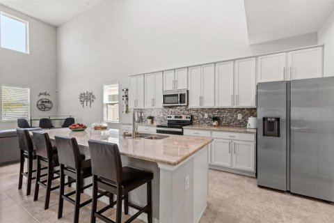 House in Orlando, Florida 4 bedrooms, 289.39 sq.m. № 1851819 - photo 27