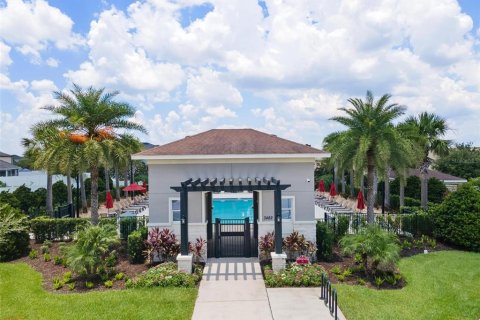 House in Orlando, Florida 4 bedrooms, 289.39 sq.m. № 1851819 - photo 8