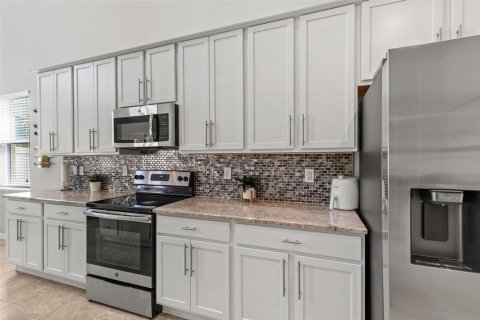 House in Orlando, Florida 4 bedrooms, 289.39 sq.m. № 1851819 - photo 29