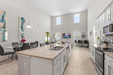 House in Orlando, Florida 4 bedrooms, 289.39 sq.m. № 1851819 - photo 28