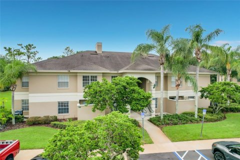 Condominio en Winter Haven, Florida, 2 dormitorios  № 2267047