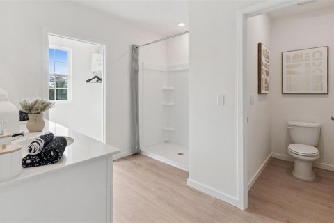 Casa en venta en Deltona, Florida, 5 dormitorios, 241.64 m2 № 2103000 - foto 15