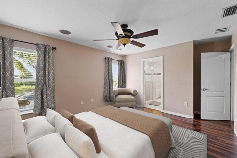 House in Bradenton, Florida 4 bedrooms, 162.76 sq.m. № 1816841 - photo 17