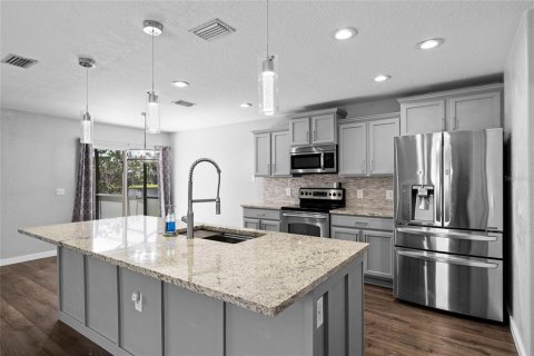House in Bradenton, Florida 4 bedrooms, 162.76 sq.m. № 1816841 - photo 7