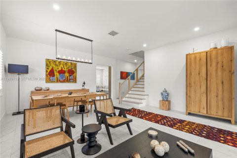 Купить виллу или дом в Майами, Флорида 5 спален, 342.44м2, № 2052450 - фото 7