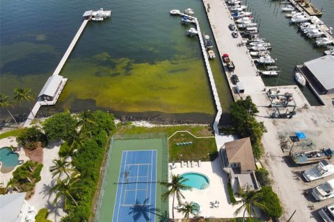 Villa ou maison à vendre à Bradenton, Floride: 2 chambres, 176.51 m2 № 1307337 - photo 9