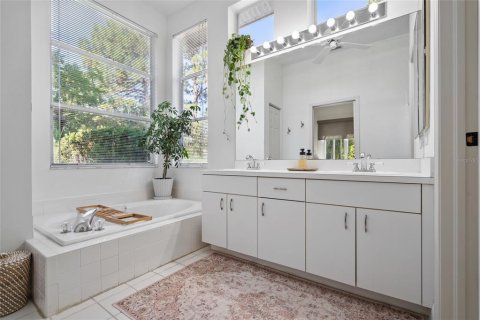 Купить виллу или дом в Палм-Харбор, Флорида 7 комнат, 180.79м2, № 1808252 - фото 22