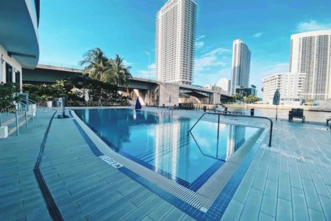 Condominio en venta en Hallandale Beach, Florida, 2 dormitorios, 95.5 m2 № 2028332 - foto 7