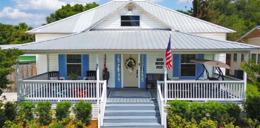 Villa ou maison à Bartow, Floride 4 chambres, 188.41 m2 № 2304596