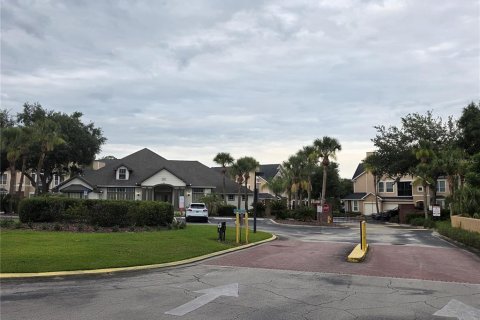 Condo in Ocoee, Florida, 2 bedrooms  № 2112600 - photo 16