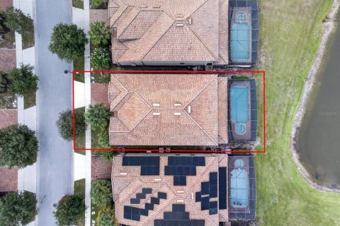Casa en venta en Kissimmee, Florida, 9 dormitorios, 407.93 m2 № 2221504 - foto 4