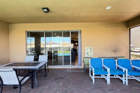 Casa en venta en Kissimmee, Florida, 9 dormitorios, 407.93 m2 № 2221504 - foto 15