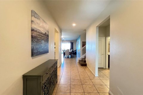 Casa en venta en Kissimmee, Florida, 9 dormitorios, 407.93 m2 № 2221504 - foto 16