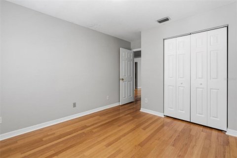 House in Tampa, Florida 3 bedrooms, 191.19 sq.m. № 2210260 - photo 17