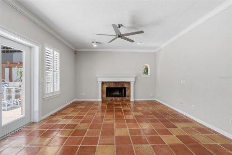 House in Tampa, Florida 3 bedrooms, 191.19 sq.m. № 2210260 - photo 15