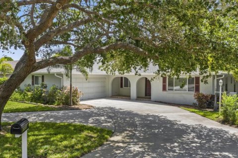 Villa ou maison à Sarasota, Floride 3 chambres, 209.12 m2 № 2136245
