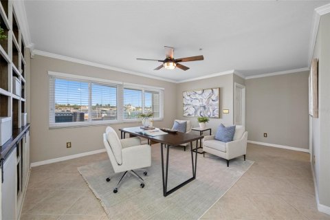 Adosado en venta en Treasure Island, Florida, 4 dormitorios, 252.04 m2 № 2127761 - foto 6