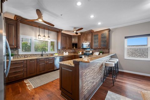 Adosado en venta en Treasure Island, Florida, 4 dormitorios, 252.04 m2 № 2127761 - foto 22
