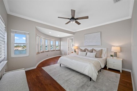 Adosado en venta en Treasure Island, Florida, 4 dormitorios, 252.04 m2 № 2127761 - foto 27