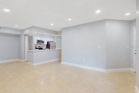 Condominio en venta en Kissimmee, Florida, 2 dormitorios, 87.05 m2 № 1904224 - foto 6