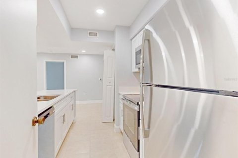 Condominio en venta en Kissimmee, Florida, 2 dormitorios, 87.05 m2 № 1904224 - foto 12
