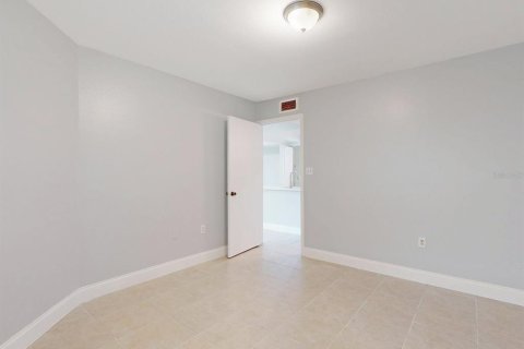 Condominio en venta en Kissimmee, Florida, 2 dormitorios, 87.05 m2 № 1904224 - foto 18