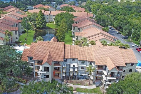 Condominio en venta en Kissimmee, Florida, 2 dormitorios, 87.05 m2 № 1904224 - foto 2