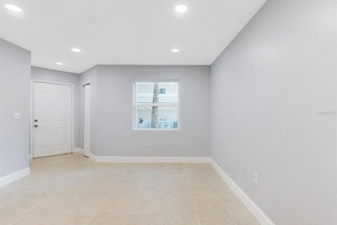 Condominio en venta en Kissimmee, Florida, 2 dormitorios, 87.05 m2 № 1904224 - foto 8