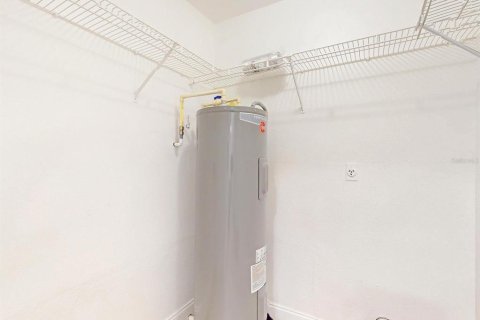 Condominio en venta en Kissimmee, Florida, 2 dormitorios, 87.05 m2 № 1904224 - foto 13