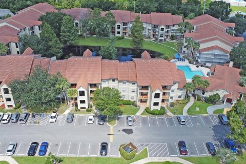 Condominio en venta en Kissimmee, Florida, 2 dormitorios, 87.05 m2 № 1904224 - foto 1