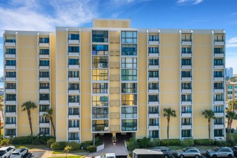 Copropriété à vendre à Clearwater, Floride: 3 chambres, 181.16 m2 № 1511034 - photo 1