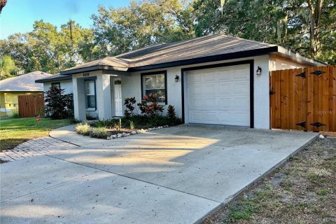 Casa en alquiler en Bradenton, Florida, 3 dormitorios, 126.72 m2 № 1875895 - foto 1