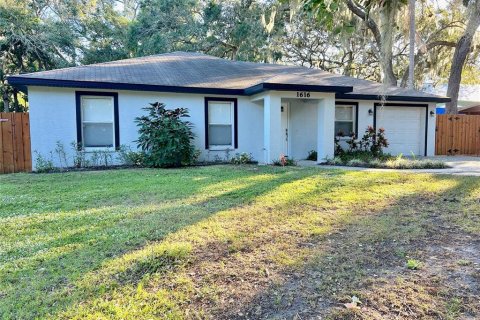 Casa en alquiler en Bradenton, Florida, 3 dormitorios, 126.72 m2 № 1875895 - foto 2