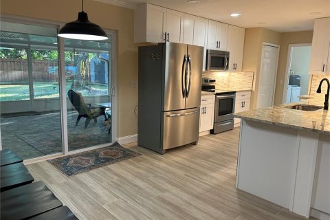 Casa en alquiler en Bradenton, Florida, 3 dormitorios, 126.72 m2 № 1875895 - foto 6