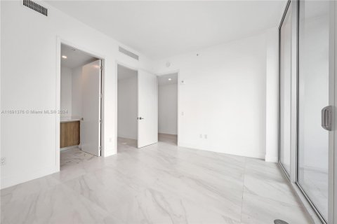Condo in Sunny Isles Beach, Florida, 3 bedrooms in AURORA  № 1812255 - photo 10