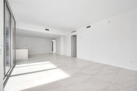 Condo in Sunny Isles Beach, Florida, 3 bedrooms in AURORA  № 1812255 - photo 5