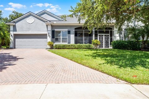 House in Clermont, Florida 3 bedrooms, 261.71 sq.m. № 1831554 - photo 1
