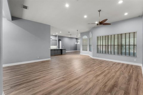 House in Clermont, Florida 3 bedrooms, 261.71 sq.m. № 1831554 - photo 2