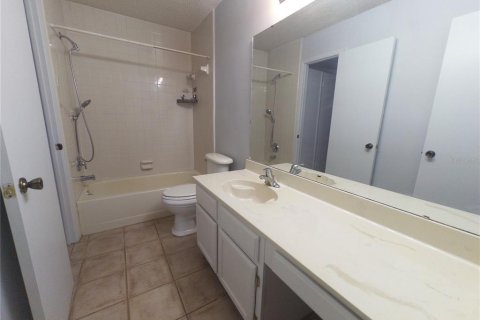 Купить виллу или дом в Кэсселберри, Флорида 4 комнаты, 131.09м2, № 1903542 - фото 9