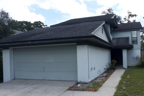 Купить виллу или дом в Кэсселберри, Флорида 4 комнаты, 131.09м2, № 1903542 - фото 1